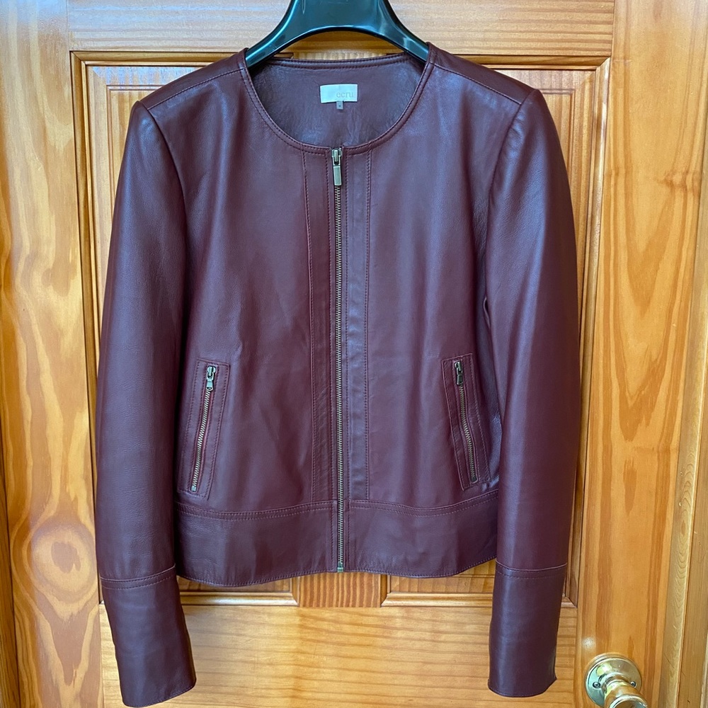 Ecru size S burnt red crop leather jacket